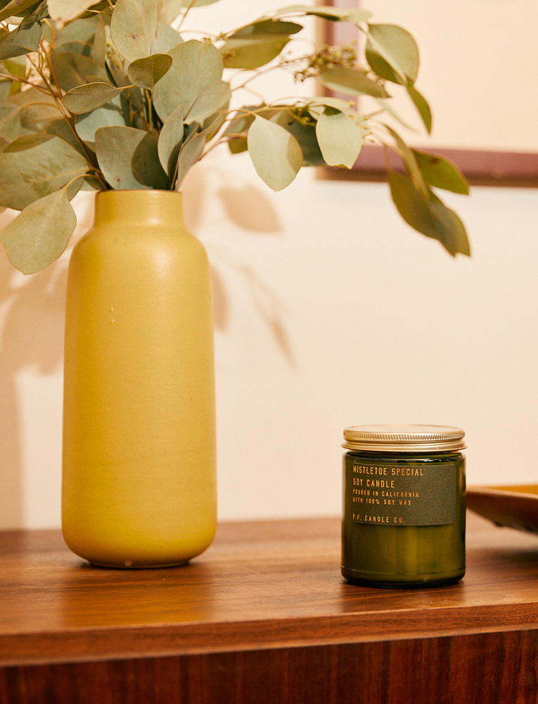 Ltd. Mistletoe Special Candle