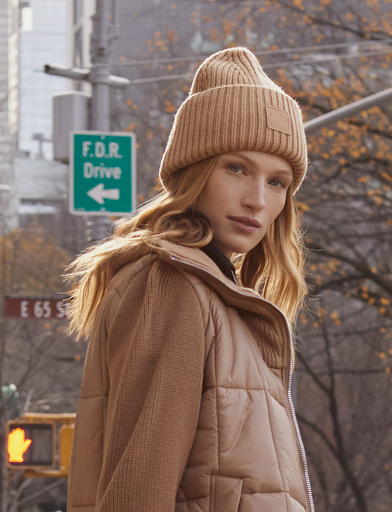 Cresta Rib Beanie 'Sand'